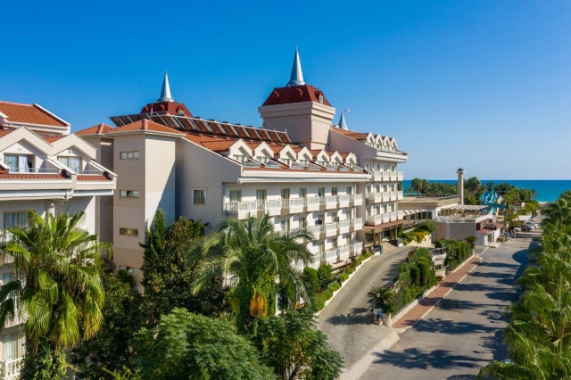 Aydinbey Famous Resort Hotel ***** Belek