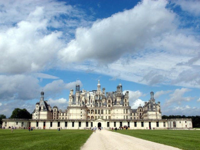 Párizs - Versailles és a Loire völgyi kastélyok
