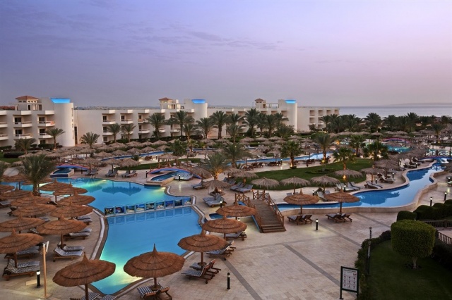 1éj Kairó 4* + 1éj Luxor 5* + 5éj Long Beach (ex. Hilton) 4* Hurghada
