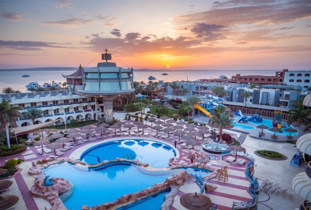 1éj Kairó 4* + 1éj Luxor 5* + 5éj Hotel Sea Gull Beach Resort (ex. Seagull) 4* Hurghada