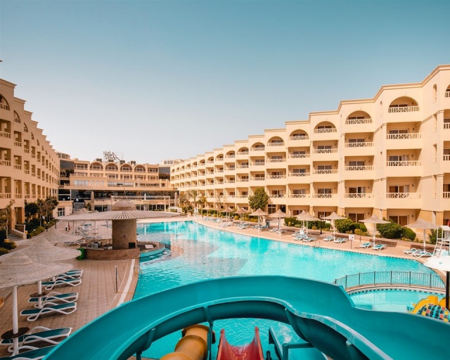 1éj Kairó 4* + 1éj Luxor 5* + 5éj AMC Royal Hotel & Spa 5* Hurghada