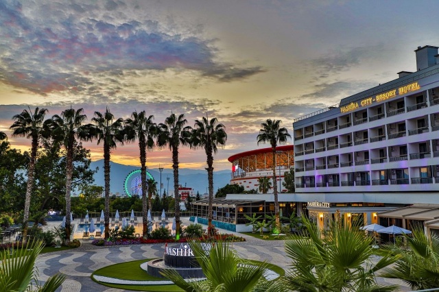 Nashira City Resort Hotel **** Antalya