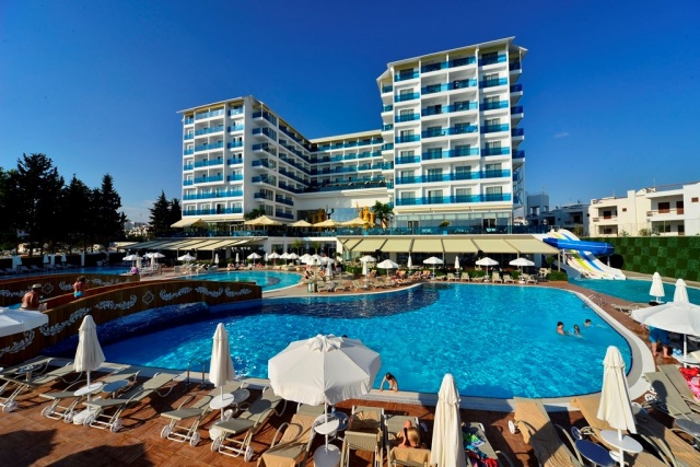Azura Deluxe Resort And Spa Hotel ***** Alanya