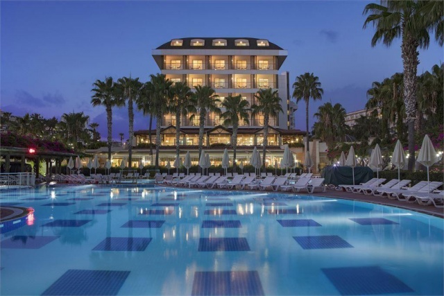 Trendy Palm Beach Hotel ***** Side (+16)