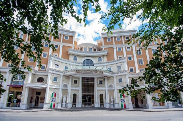 Hotel Rome Palace Deluxe **** Napospart