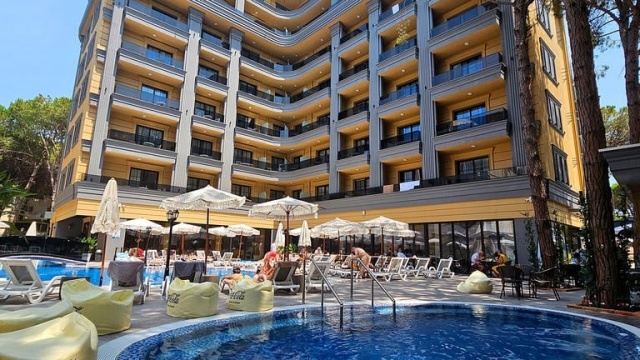 Sun By Fafa Hotel ***** Albánia, Durres (18+)